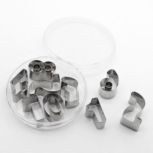 Kitchen cooking and baking kit